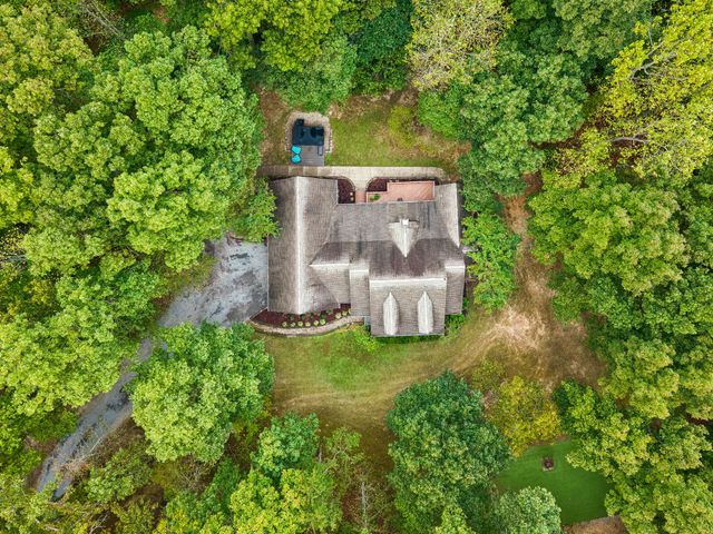 1003 Goldfinch Ct, Kingston Springs, TN 37082