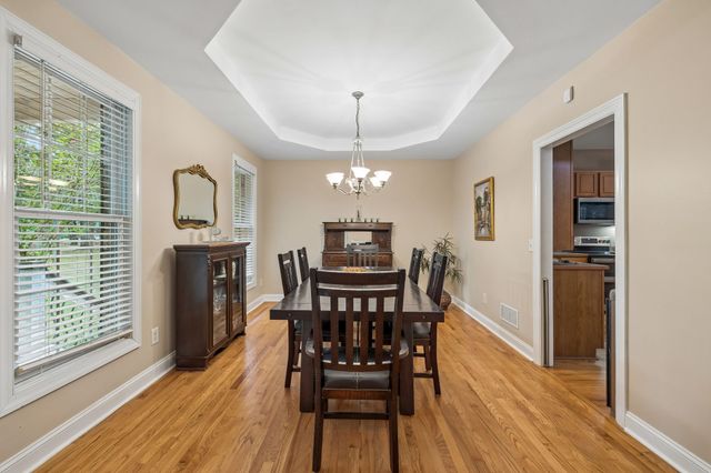 1003 Goldfinch Ct, Kingston Springs, TN 37082