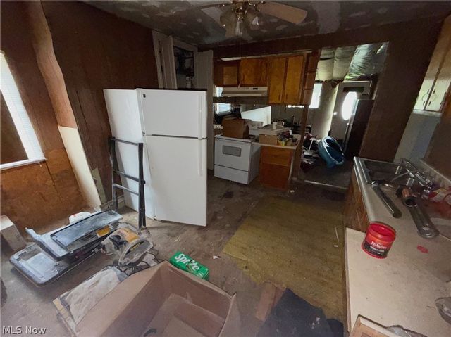 630 River Road, East Liverpool, OH 43920