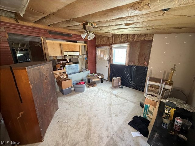 630 River Road, East Liverpool, OH 43920