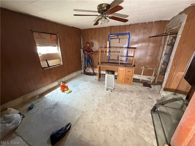 630 River Road, East Liverpool, OH 43920