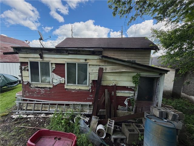 630 River Road, East Liverpool, OH 43920