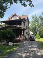 3646 Chelton Road, Shaker Heights, OH 44120