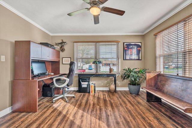 3411 Frontier RD, Roanoke, VA 24012