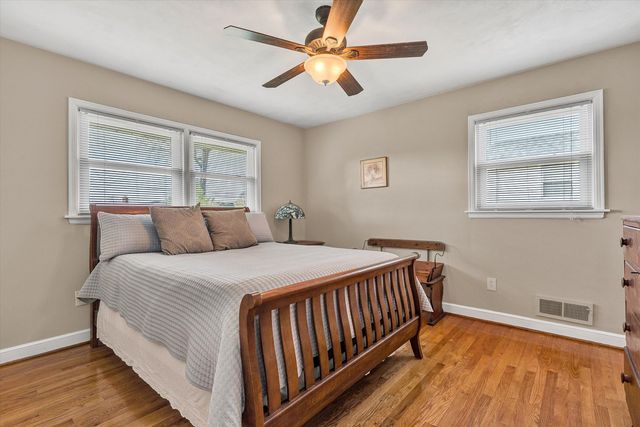 3411 Frontier RD, Roanoke, VA 24012