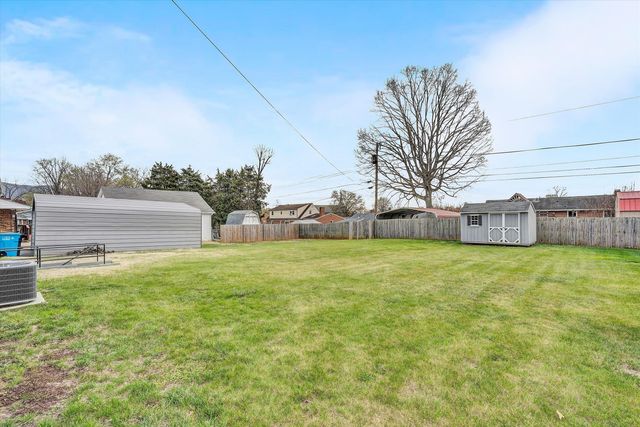 3411 Frontier RD, Roanoke, VA 24012