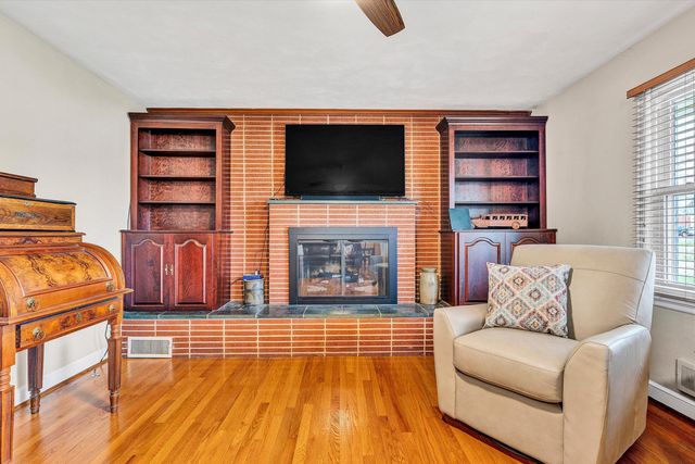 3411 Frontier RD, Roanoke, VA 24012