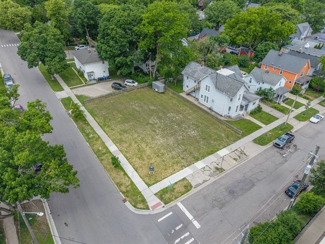 632 S Ashley Street, Ann Arbor, MI 48103