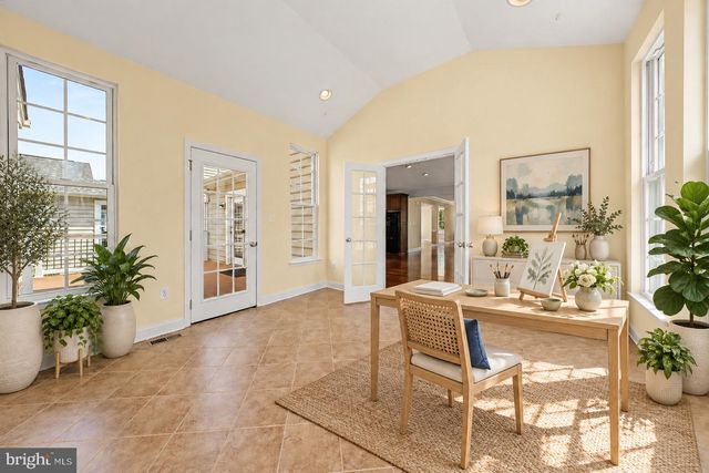 42514 PELICAN DR, Chantilly, VA 20152