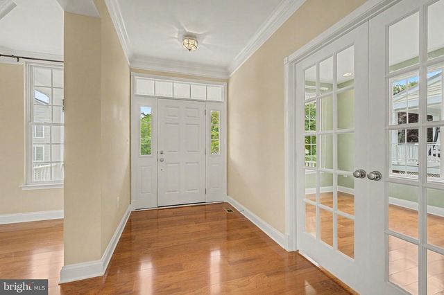 42514 PELICAN DR, Chantilly, VA 20152