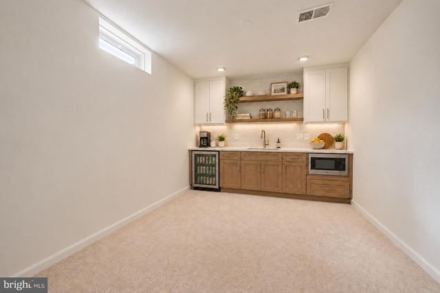 42514 PELICAN DR, Chantilly, VA 20152