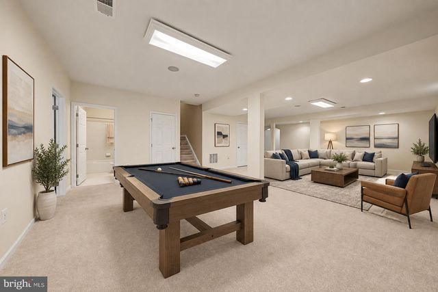 42514 PELICAN DR, Chantilly, VA 20152