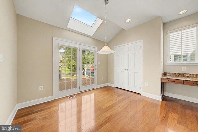 42514 PELICAN DR, Chantilly, VA 20152