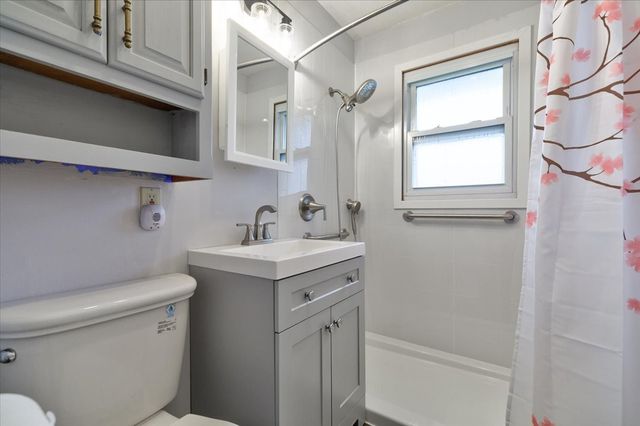 4707 SW 14th Street, Des Moines, IA 50315