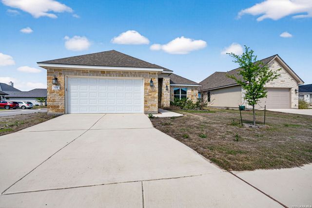 111 John T Court, Castroville, TX 78009