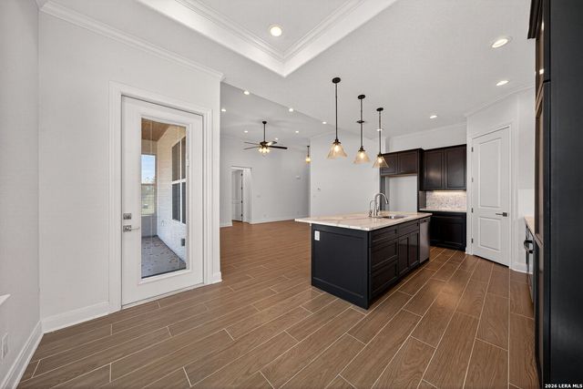 111 John T Court, Castroville, TX 78009