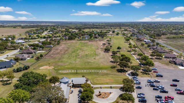 111 John T Court, Castroville, TX 78009