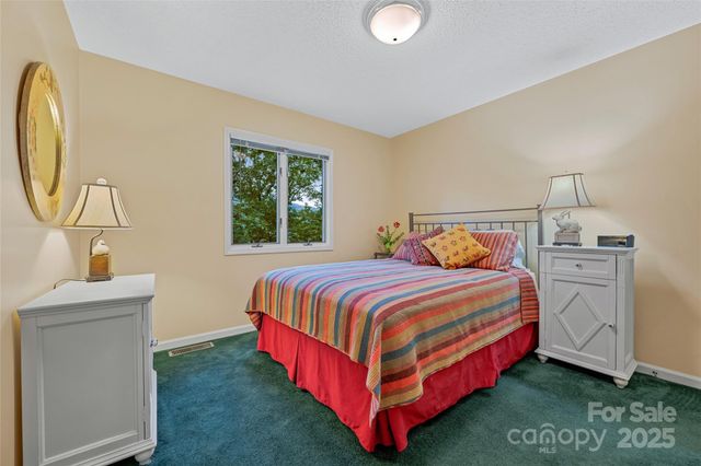 22 Timber Park Drive, Black Mountain, NC 28711