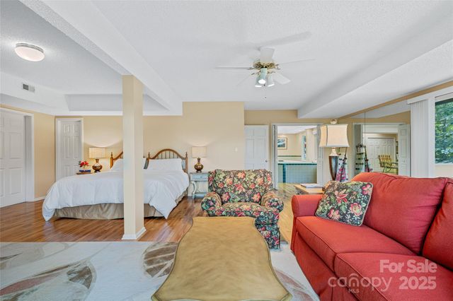 22 Timber Park Drive, Black Mountain, NC 28711