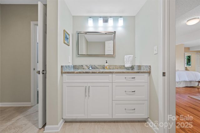 22 Timber Park Drive, Black Mountain, NC 28711