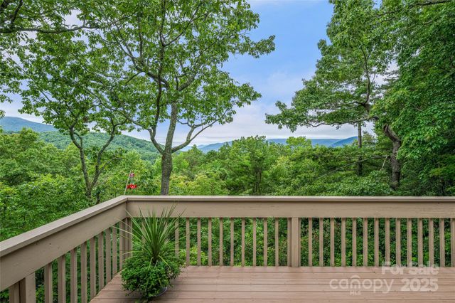 22 Timber Park Drive, Black Mountain, NC 28711