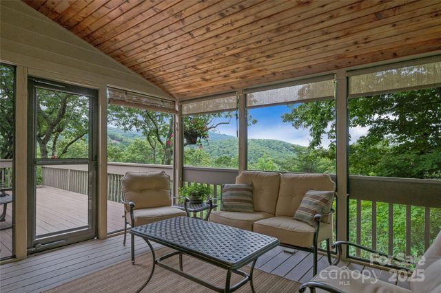 22 Timber Park Drive, Black Mountain, NC 28711
