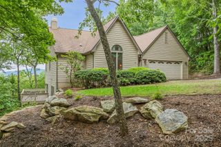 22 Timber Park Drive, Black Mountain, NC 28711