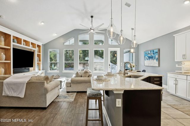 30 AUTUMN BLISS Drive, St. Johns, FL 32259