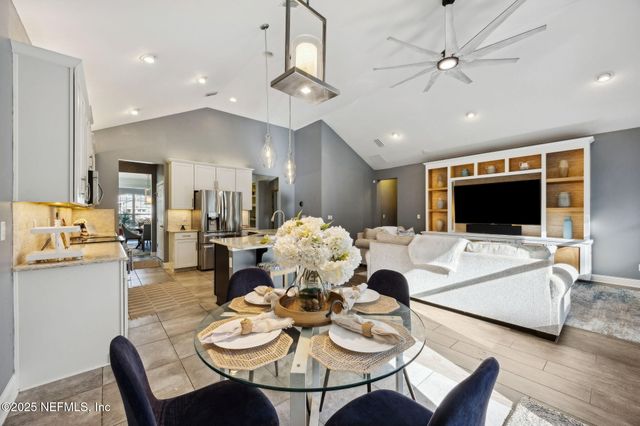 30 AUTUMN BLISS Drive, St. Johns, FL 32259