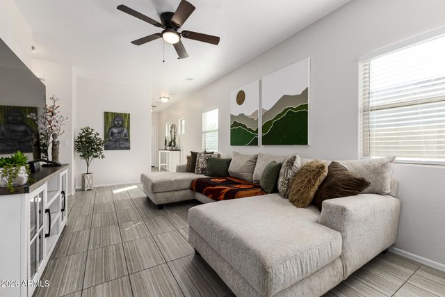 1896 W ROAD AGENT Street, Apache Junction, AZ 85120