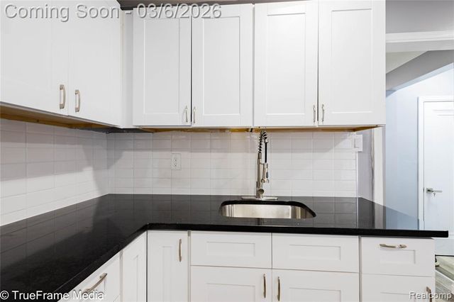 17673 Teppert Street, Detroit, MI 48234