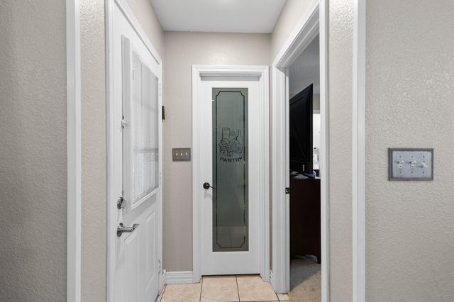 1701 Oakmeadow Drive, Decatur, TX 76234