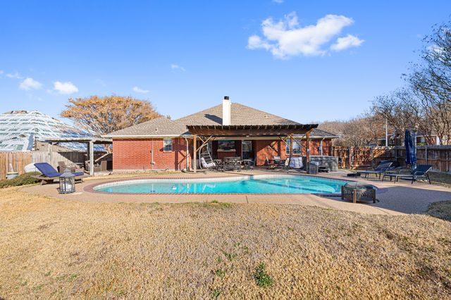 1701 Oakmeadow Drive, Decatur, TX 76234