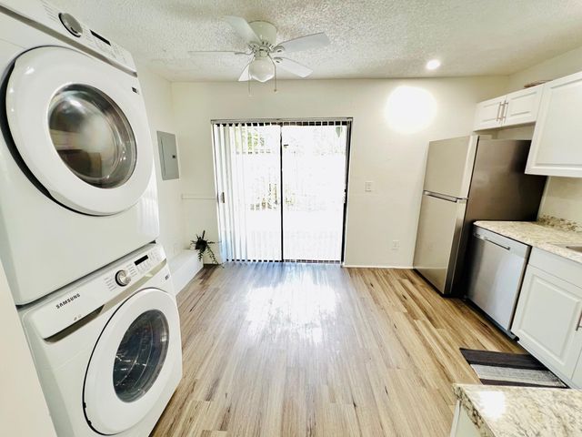 1123 N Andrews Avenue, Fort Lauderdale, FL 33311