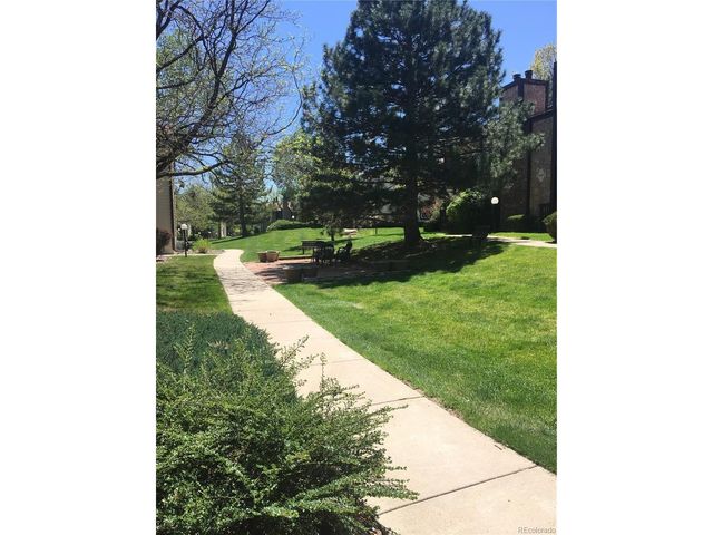 7760 W 87th Dr M, Arvada, CO 80005