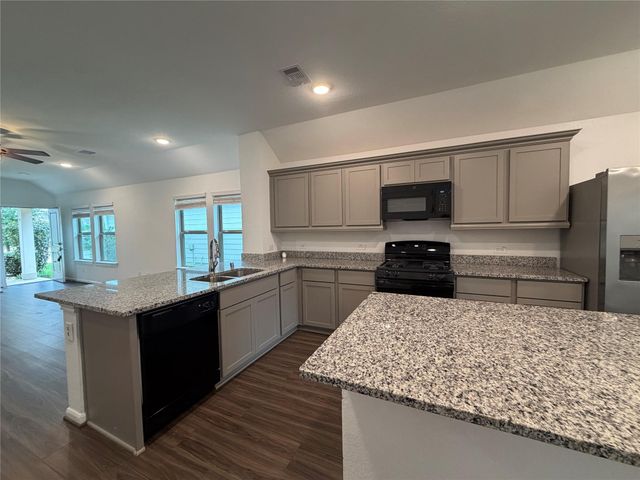 1330 Heather Rosewood Lane, Conroe, TX 77301