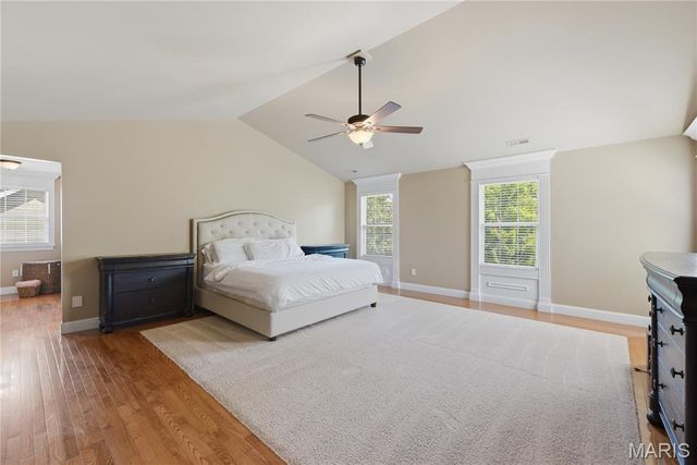 5500 Wooded Creek Drive, O'fallon, MO 63304
