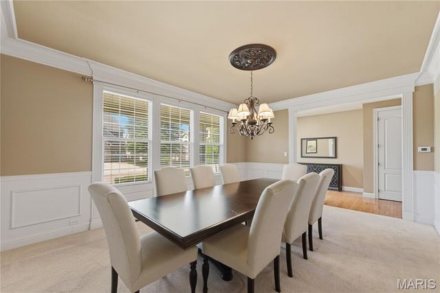 5500 Wooded Creek Drive, O'fallon, MO 63304