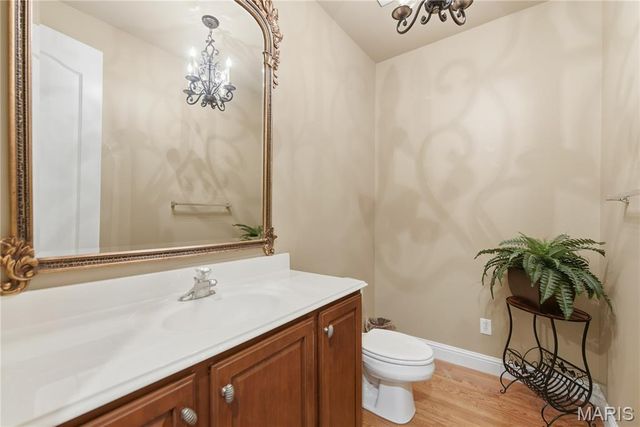 5500 Wooded Creek Drive, O'fallon, MO 63304