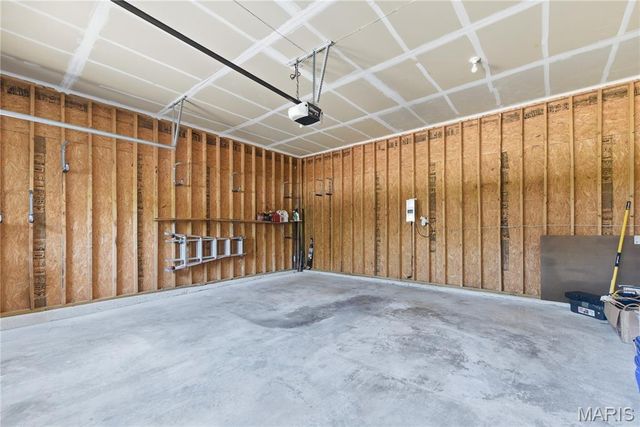 5500 Wooded Creek Drive, O'fallon, MO 63304