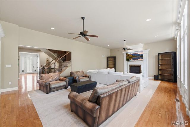 5500 Wooded Creek Drive, O'fallon, MO 63304