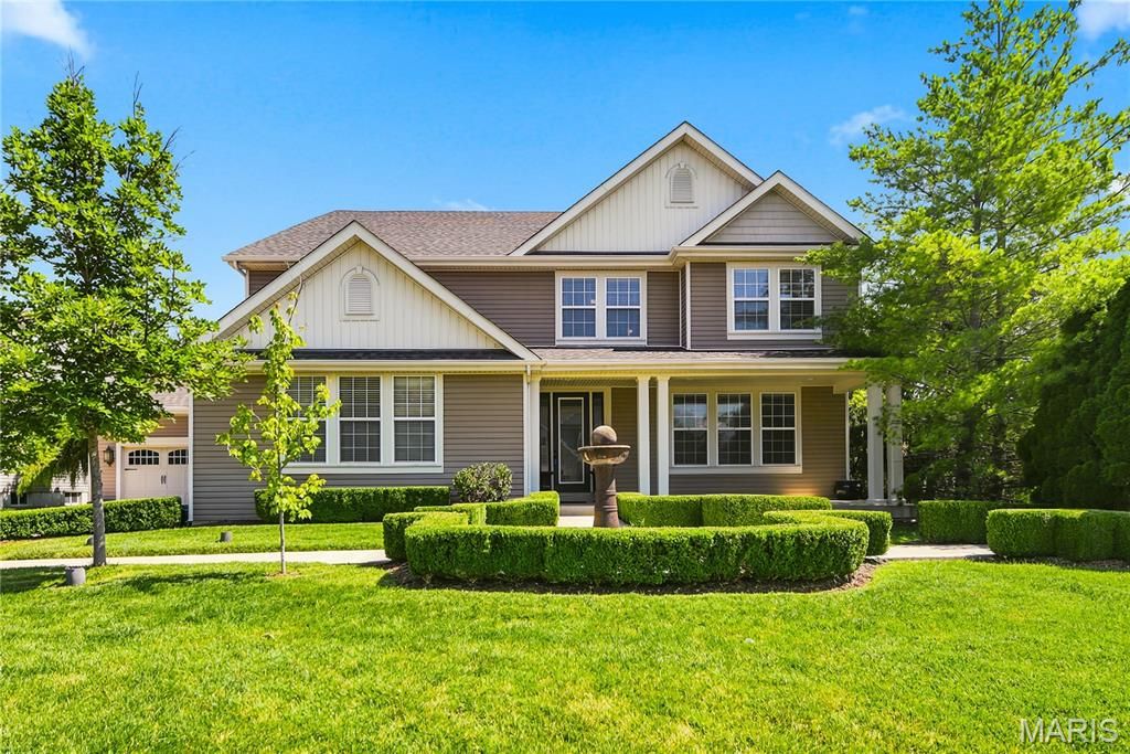 5500 Wooded Creek Drive, O'fallon, MO 63304