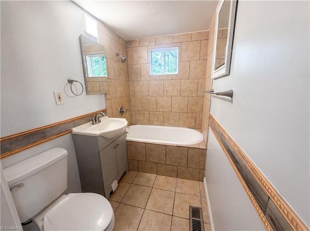 305 Woodbury Street, High Point, NC 27260