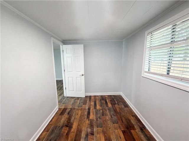 305 Woodbury Street, High Point, NC 27260