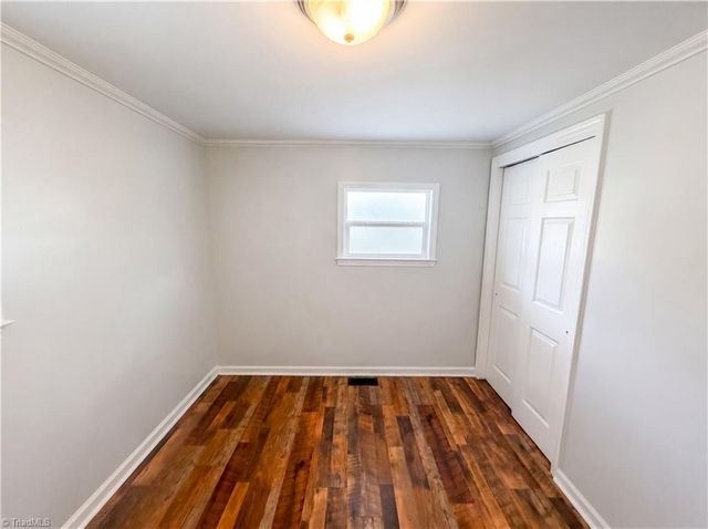 305 Woodbury Street, High Point, NC 27260