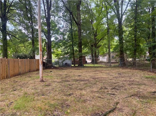 305 Woodbury Street, High Point, NC 27260