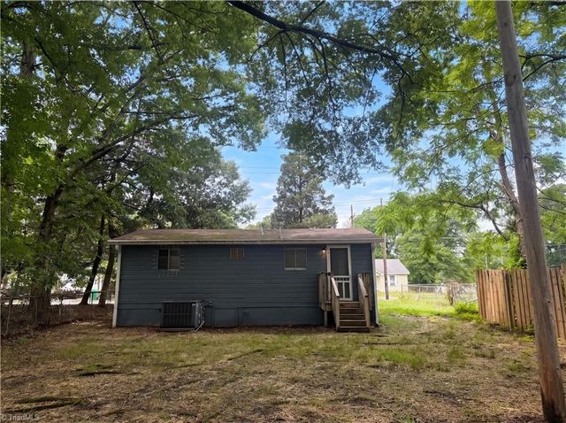 305 Woodbury Street, High Point, NC 27260