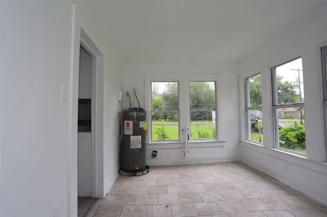 2036 12th Street, Port Arthur, TX 77640