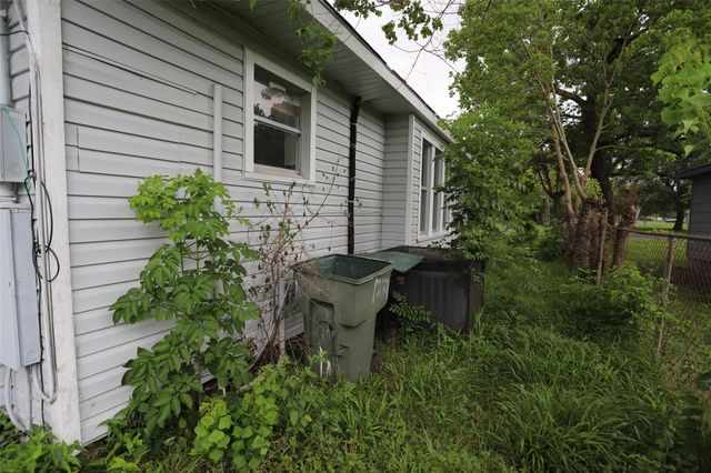 2036 12th Street, Port Arthur, TX 77640