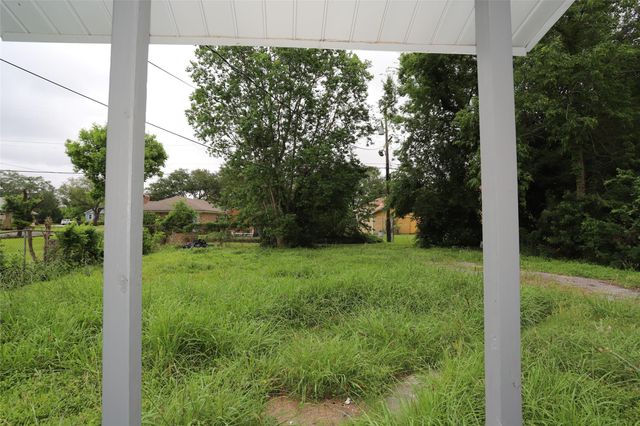 2036 12th Street, Port Arthur, TX 77640